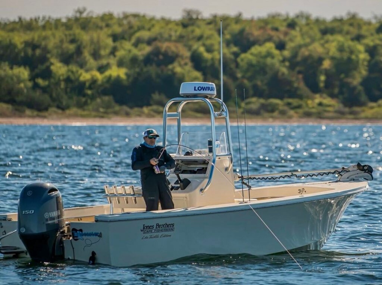 Best Small Center Console Boats Under 25 Feet