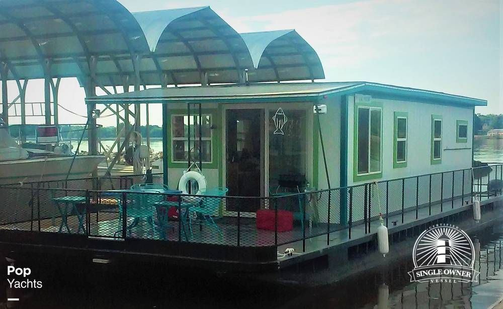 Custom Built 50-Foot Houseboat