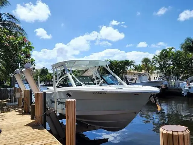 Robalo R317 Dual Console for sale in United States of America for $184,900