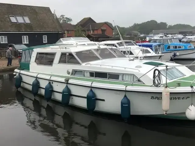 Aquafibre boats 37 Sedan
