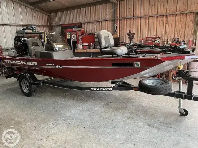 Bass Tracker Pro Boats 160