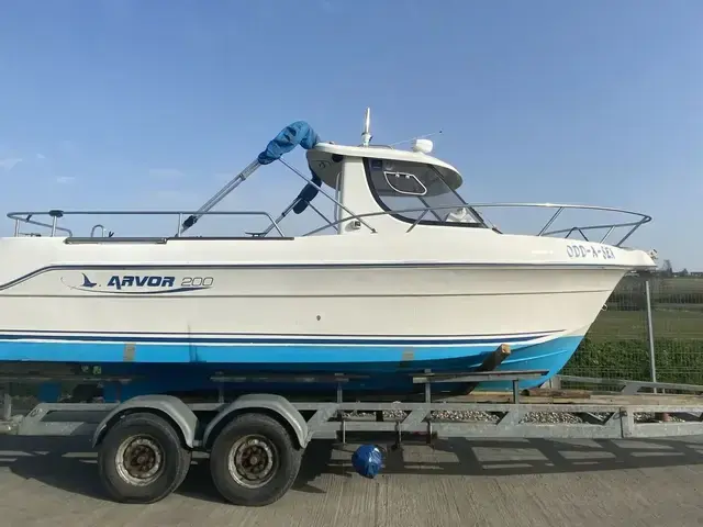 Arvor Boats 200