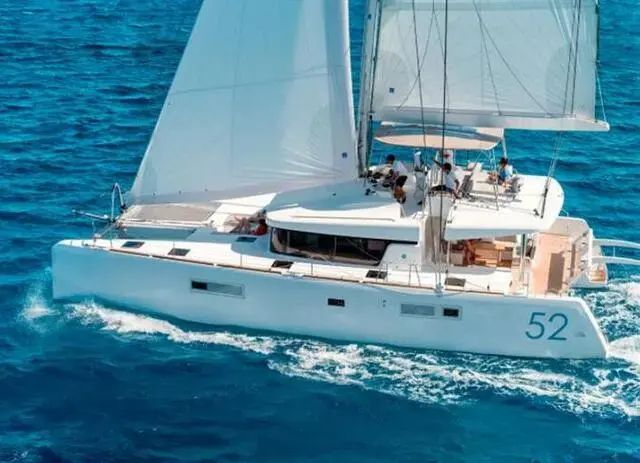 Lagoon 52F for sale in Greece for €850,000 ($910,901)