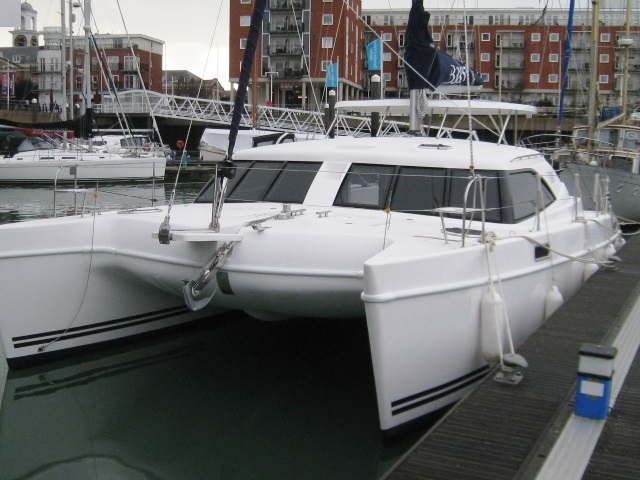 Broadblue Catamarans 385