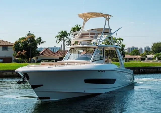 Boston Whaler 420 Outrage for sale in United States of America for $780,000