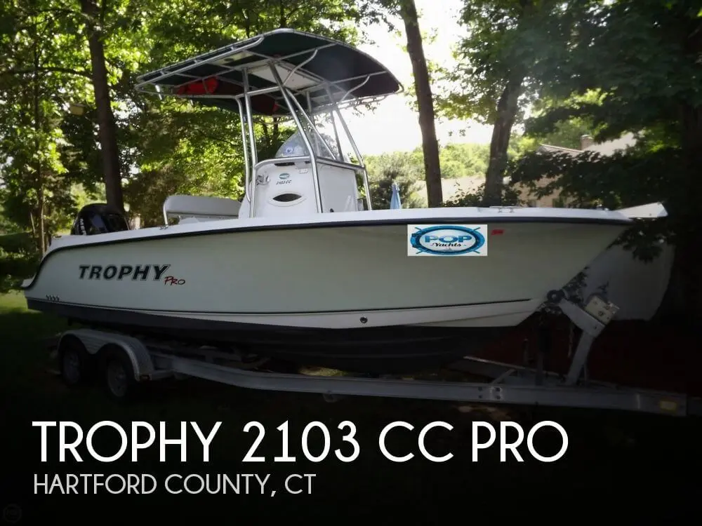 Trophy Boats 2103 CC Pro