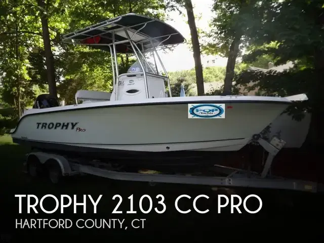 Trophy Boats 2103 CC Pro