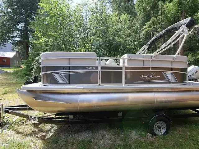 Sunchaser Boats Vista 18 LR