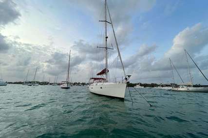 Beneteau Oceanis 411 for sale in Guadeloupe for €100,000 ($107,489)