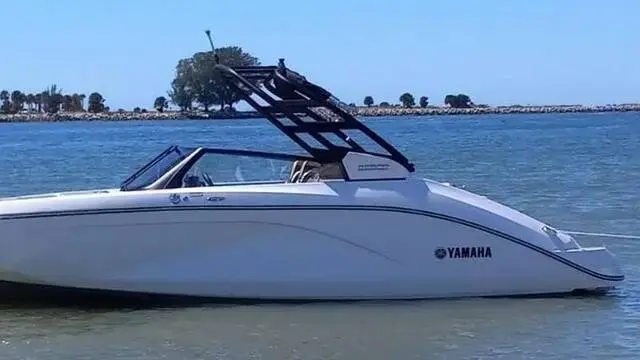 Yamaha Boats 222sd