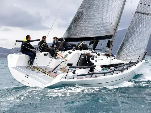 Italia Yachts 9.98 Fuoriserie