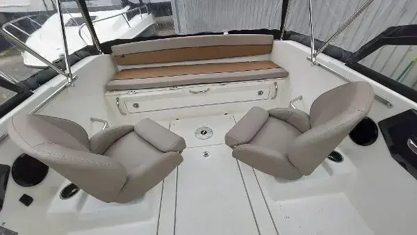 2023 Quicksilver 555 Bowrider image 9