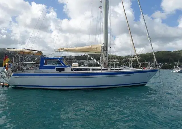 Glacer yachts glacer 44 for sale in Martinique for €170,000 ($181,922)