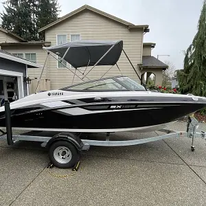 2018 Yamaha Boats 195 SX