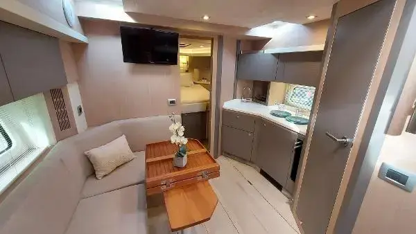 2023 Cranchi Zaffiro 35 image 3