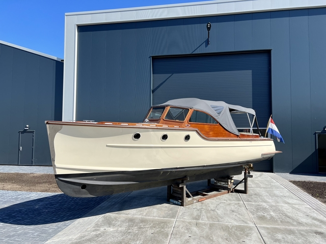 Moonday 31 for sale in Netherlands for €89,500 ($95,777)