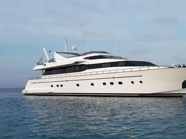 Falcon Boat 100