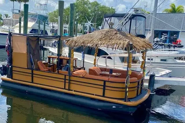 Custom Tiki Bar Boat for sale in United States of America for $74,999