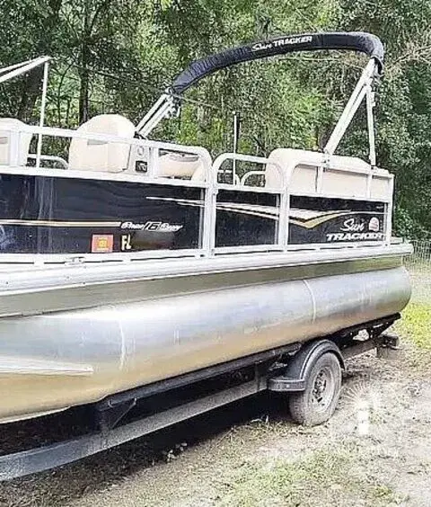 Sun Tracker 16XL Bass Buggy for sale in United States of America for $20,450