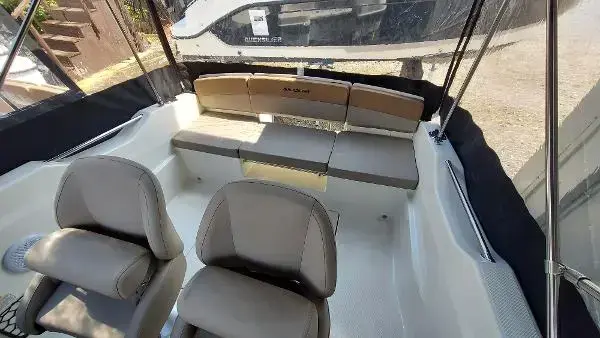 2023 Quicksilver Activ 555 Cabin image 4