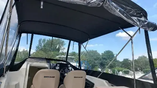 2023 Quicksilver Activ 555 Cabin image 14
