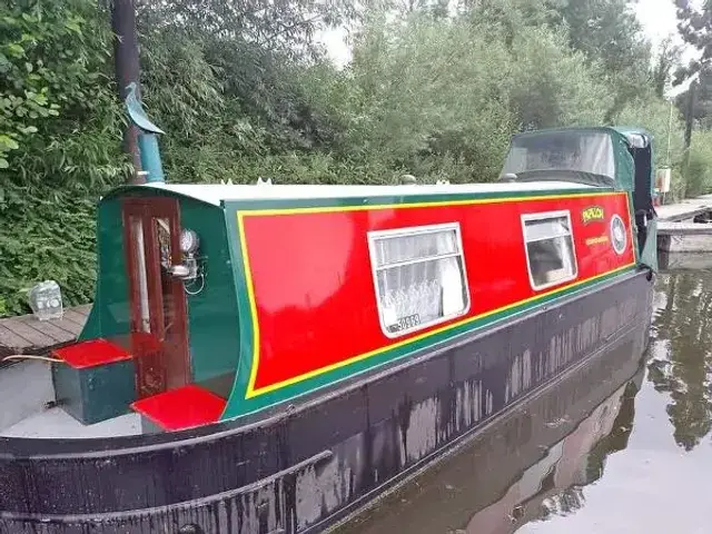 Narrowboat Mike Sivewright Owl Class