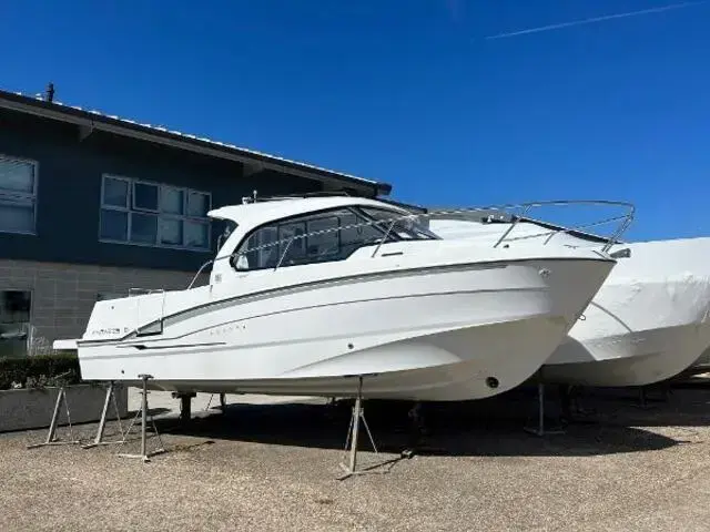 Beneteau Antares 8.8 for sale in United Kingdom for £110,000 ($137,669)