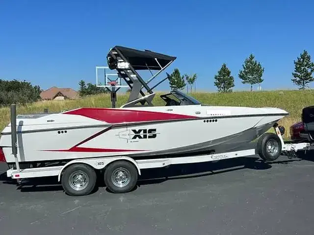 Axis Boats A22
