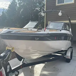 2021 Yamaha Boats 212s