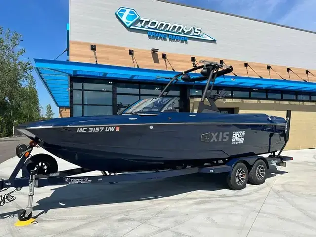 Axis Boats A24