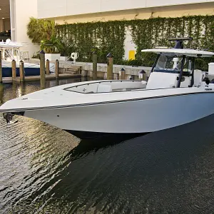 2022 Fountain Boat 38 Ls