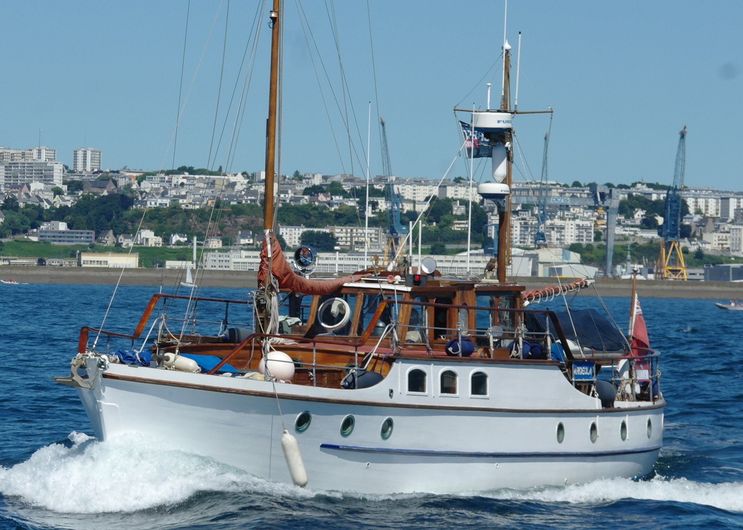 Classic Silvers Brown Owl Motor Yacht