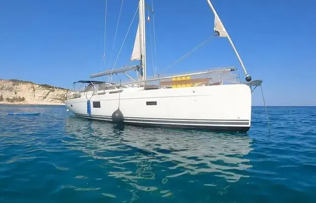 Hanse 455 for sale in Malta for €350,000 ($374,997)