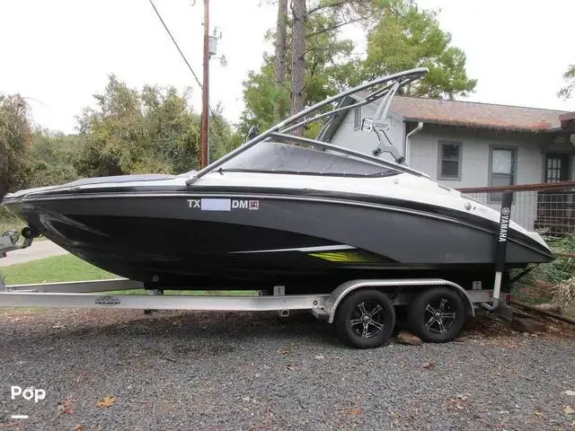 Yamaha Boats 212X