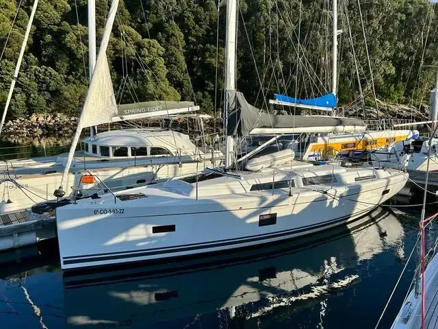 Hanse 388 for sale in Spain for €210,000 ($226,541)