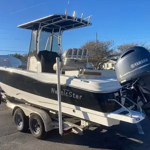 2019 NauticStar Boats 231 Hybrid