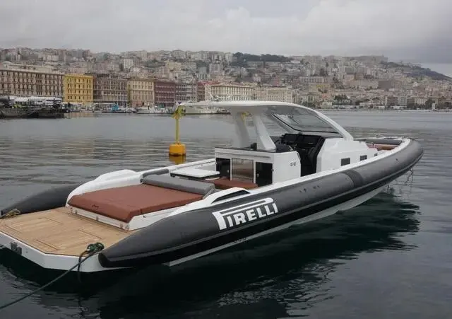 Pirelli Boats 42