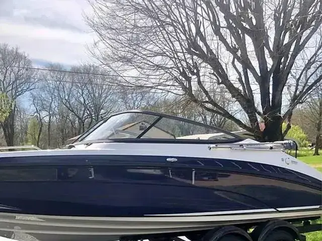 Yamaha Boats SX210
