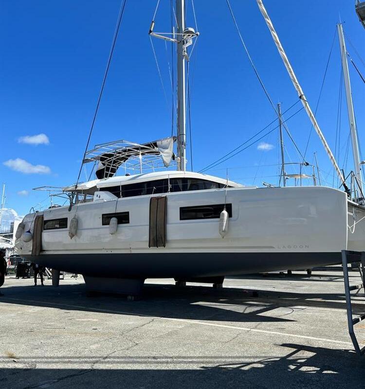 Lagoon 46 (Owners-version)