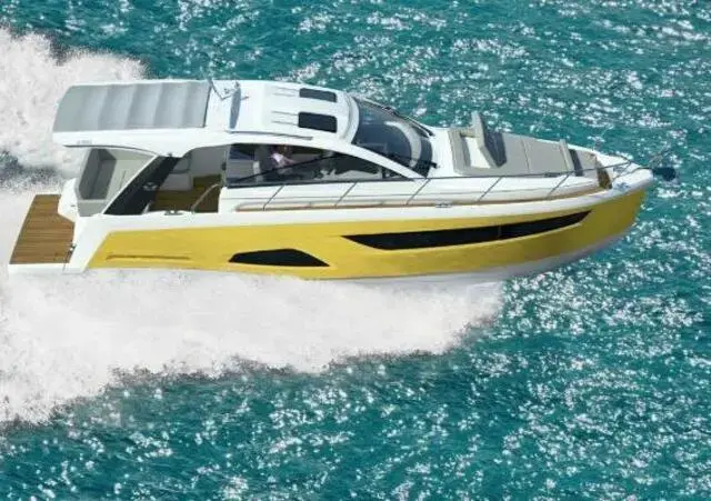 Sealine S390 for sale in United Kingdom for £407,699 ($509,974)