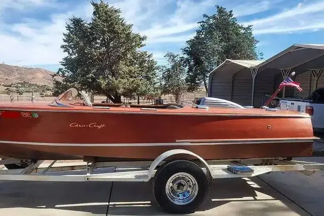 Chris-Craft 17 Deluxe Runabout