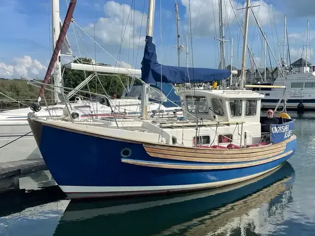Fisher boats 25