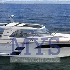 2024 Marex Boats 310 Sun Cruiser