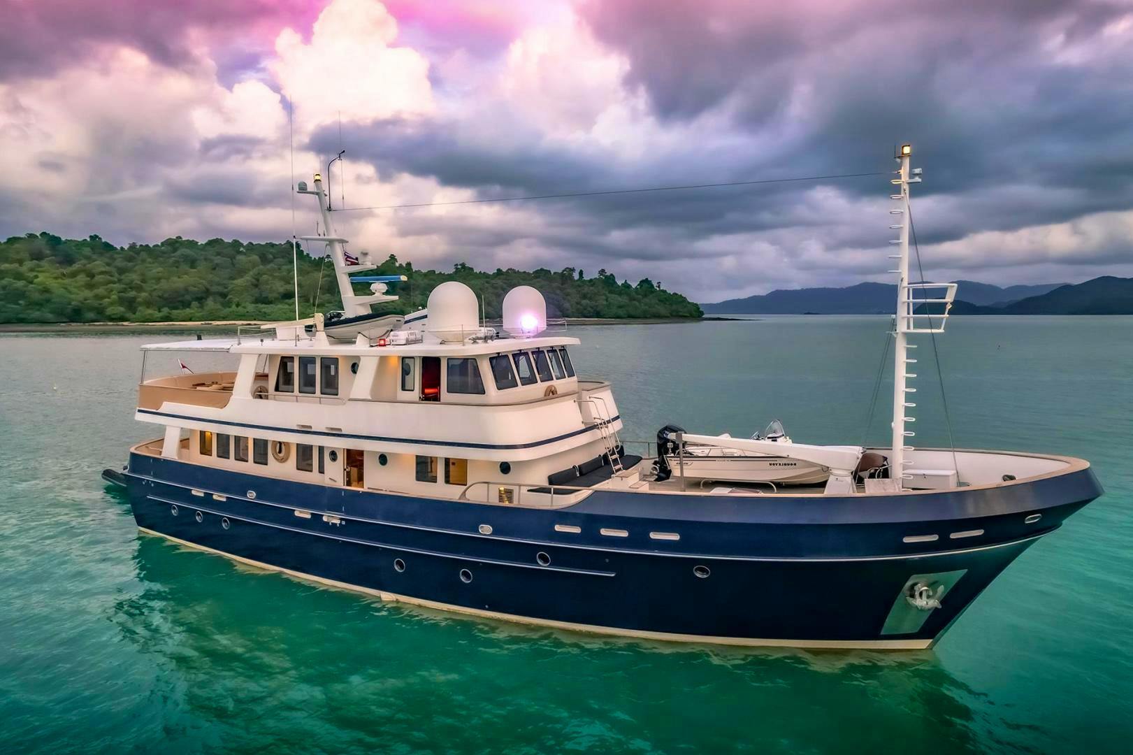 Cheoy Lee expedition yacht