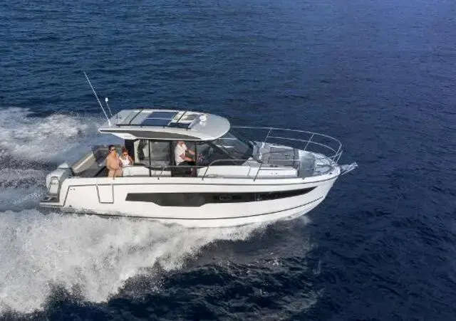 Jeanneau Merry Fisher 895 Offshore S2 for sale in United Kingdom for £211,950 ($268,212)