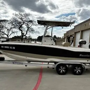 2019 NauticStar Boats 231 Hybrid