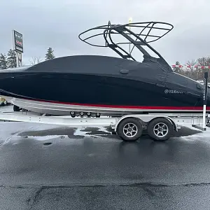 2019 Yamaha Boats 275 SE