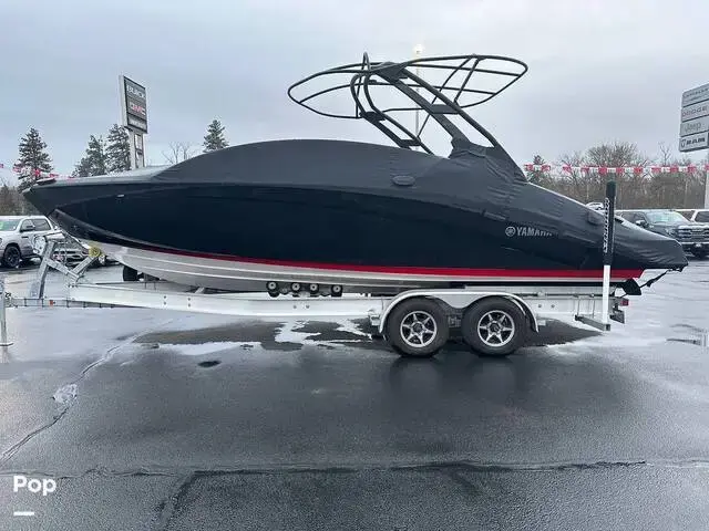Yamaha Boats 275 SE