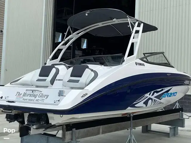 Yamaha Boats AR210