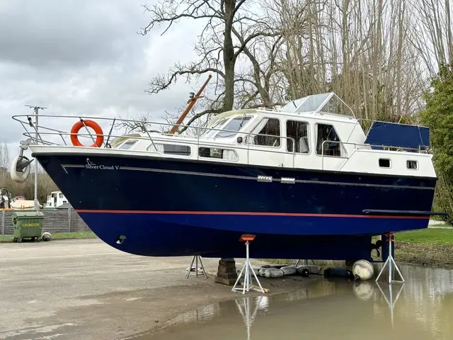 Aquanaut Boats 950 AK Beauty Line for sale in United Kingdom for £49,995 ($63,266)